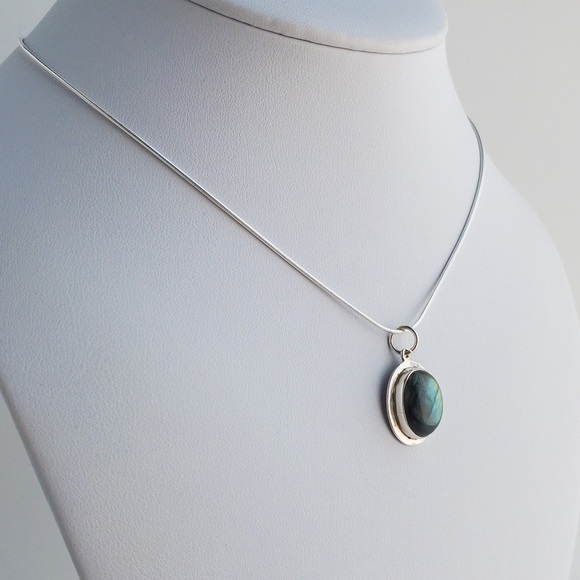 Sterling Silver Necklace Labradorite Pendant Stud Earring Jewelry Set .925 - Picture 5 of 15